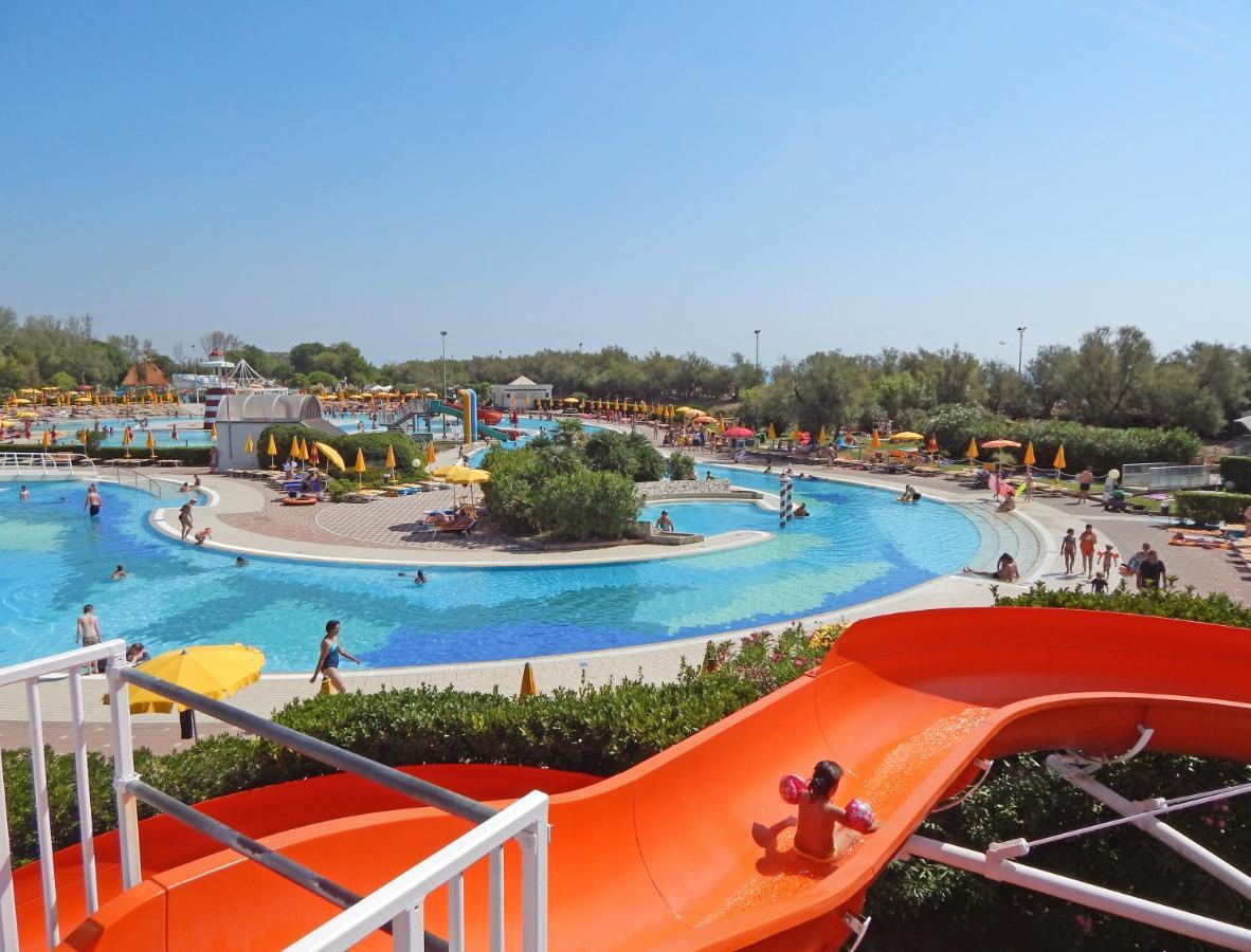 Pra' Delle Torri - Adria Holiday Mobile Homes Caorle Exteriör bild
